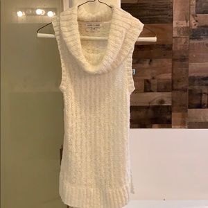 Woven heart tank top sweater size XS